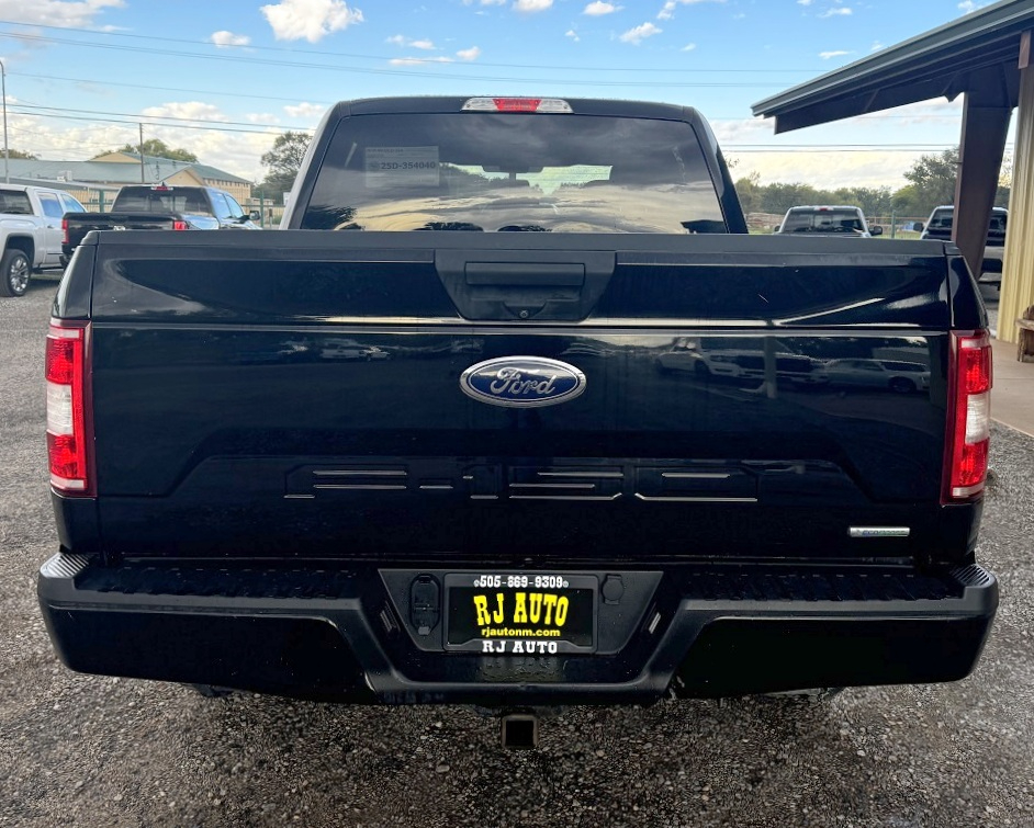 Ford F-150 STX 4WD SuperCrew 5.5' Box 2019 Ford F-150 STX 4WD SuperCrew 5.5' Box 2019