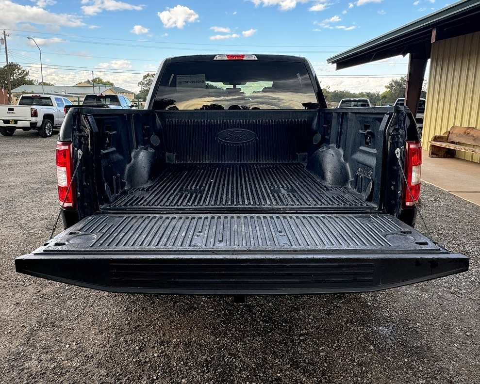 Ford F-150 STX 4WD SuperCrew 5.5' Box 2019 Ford F-150 STX 4WD SuperCrew 5.5' Box 2019