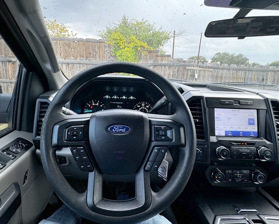 Ford F-150 STX 4WD SuperCrew 5.5' Box 2019 Ford F-150 STX 4WD SuperCrew 5.5' Box 2019