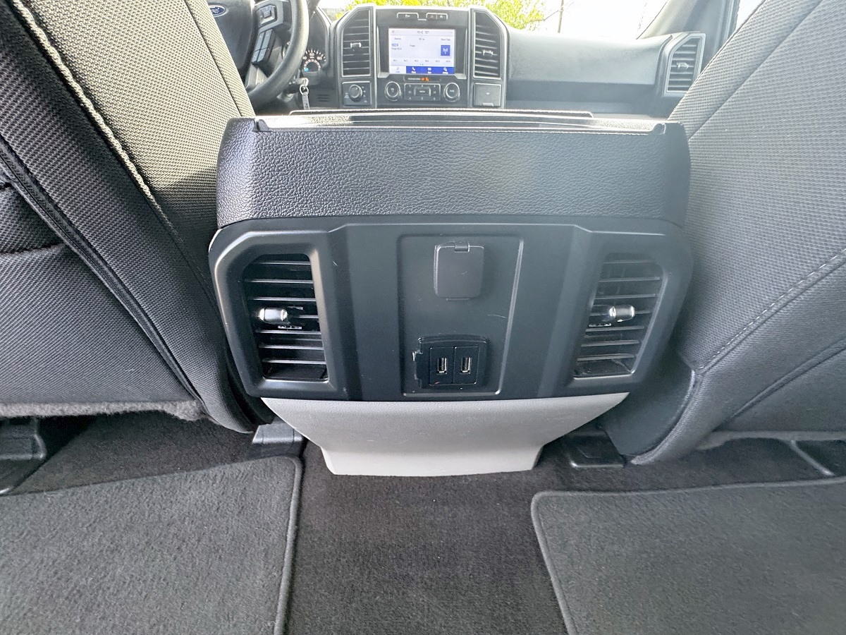 Ford F-150 STX 4WD SuperCrew 5.5' Box 2019 Ford F-150 STX 4WD SuperCrew 5.5' Box 2019