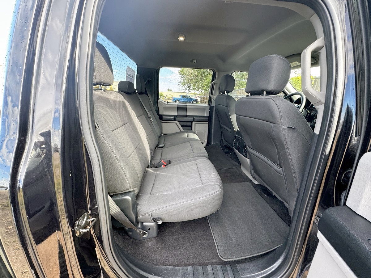 Ford F-150 STX 4WD SuperCrew 5.5' Box 2019 Ford F-150 STX 4WD SuperCrew 5.5' Box 2019