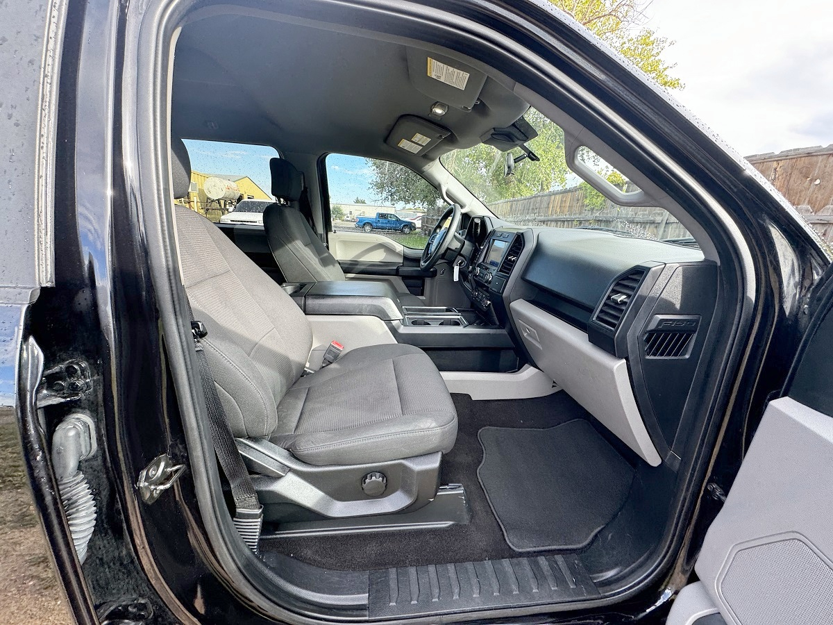 Ford F-150 STX 4WD SuperCrew 5.5' Box 2019 Ford F-150 STX 4WD SuperCrew 5.5' Box 2019