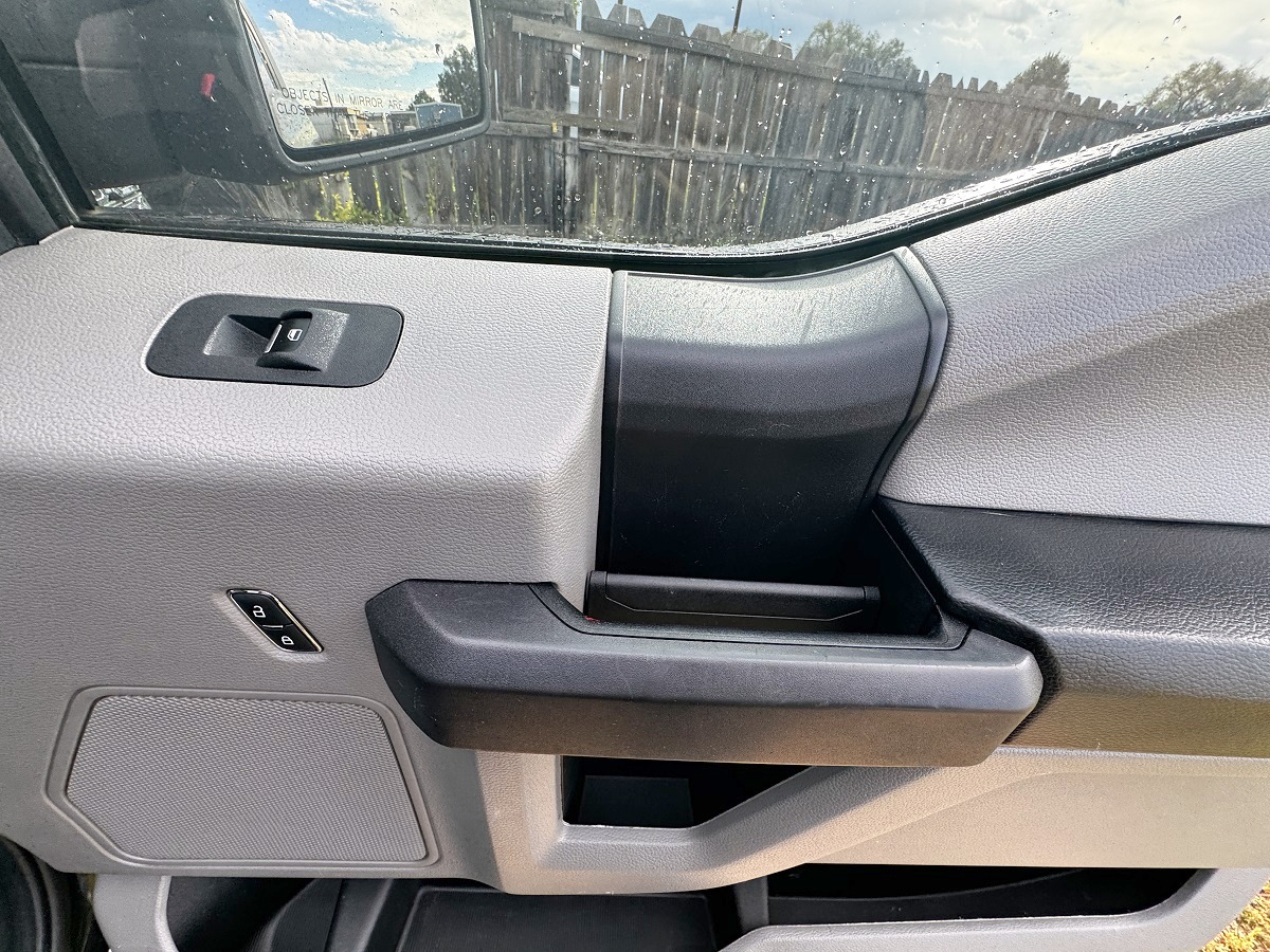 Ford F-150 STX 4WD SuperCrew 5.5' Box 2019 Ford F-150 STX 4WD SuperCrew 5.5' Box 2019