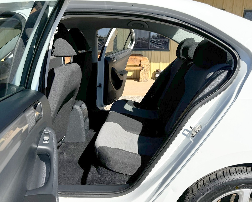 Volkswagen Jetta 1.4T S 6A 2018 Volkswagen Jetta 1.4T S 6A 2018