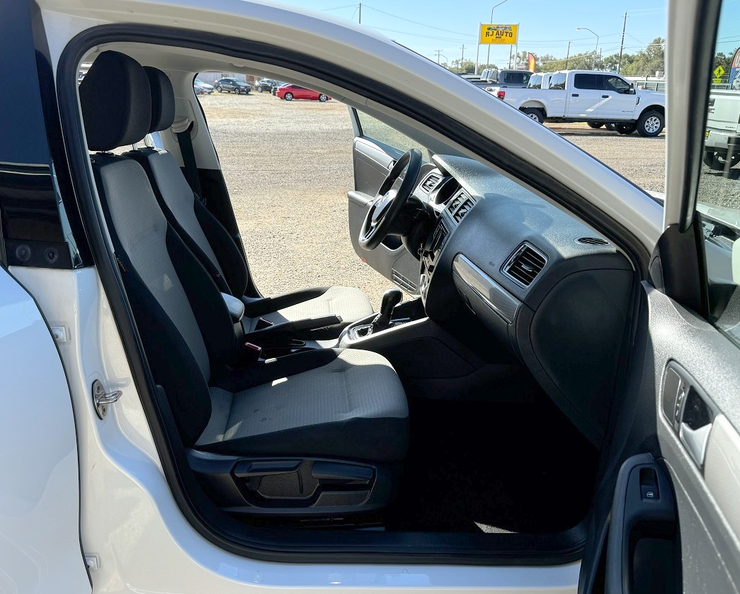 Volkswagen Jetta 1.4T S 6A 2018 Volkswagen Jetta 1.4T S 6A 2018