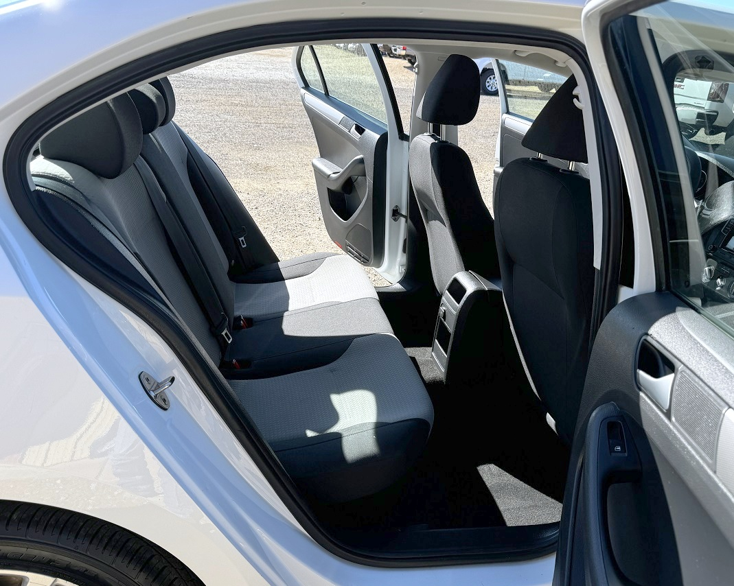 Volkswagen Jetta 1.4T S 6A 2018 Volkswagen Jetta 1.4T S 6A 2018