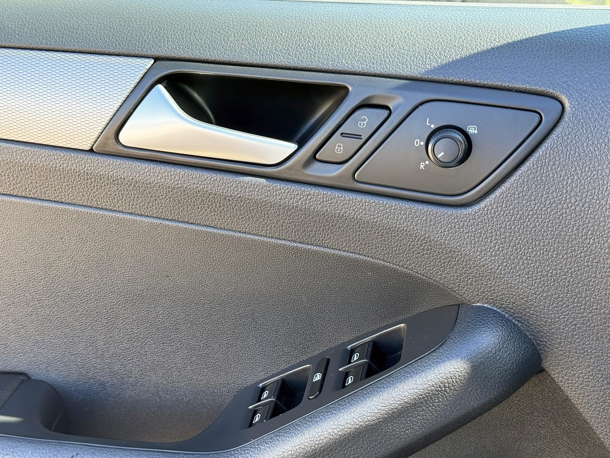 Volkswagen Jetta 1.4T S 6A 2018 Volkswagen Jetta 1.4T S 6A 2018