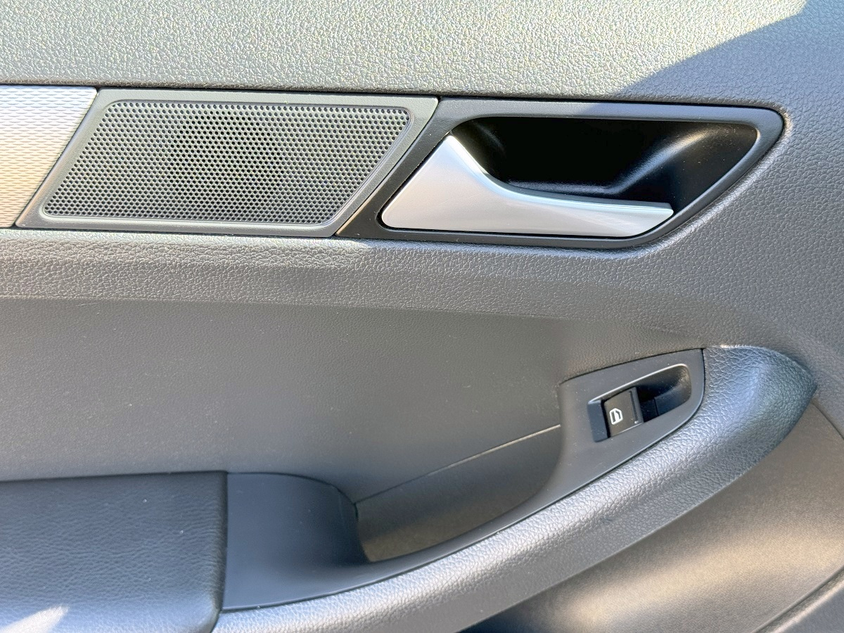 Volkswagen Jetta 1.4T S 6A 2018 Volkswagen Jetta 1.4T S 6A 2018