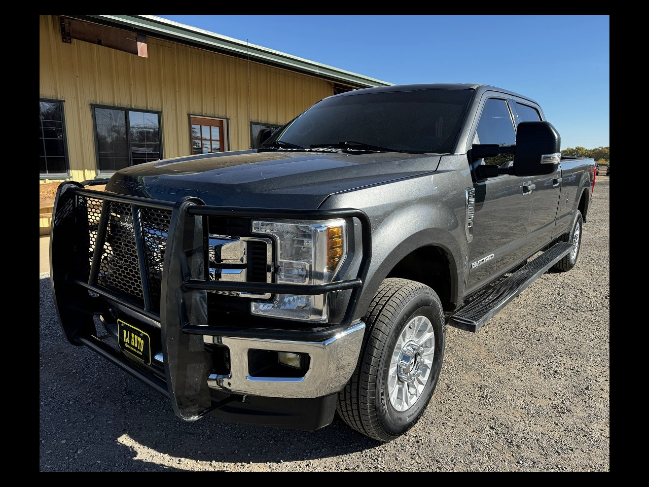 2019 Ford Super Duty F-250 SRW XLT 4WD Crew Cab 8' Box