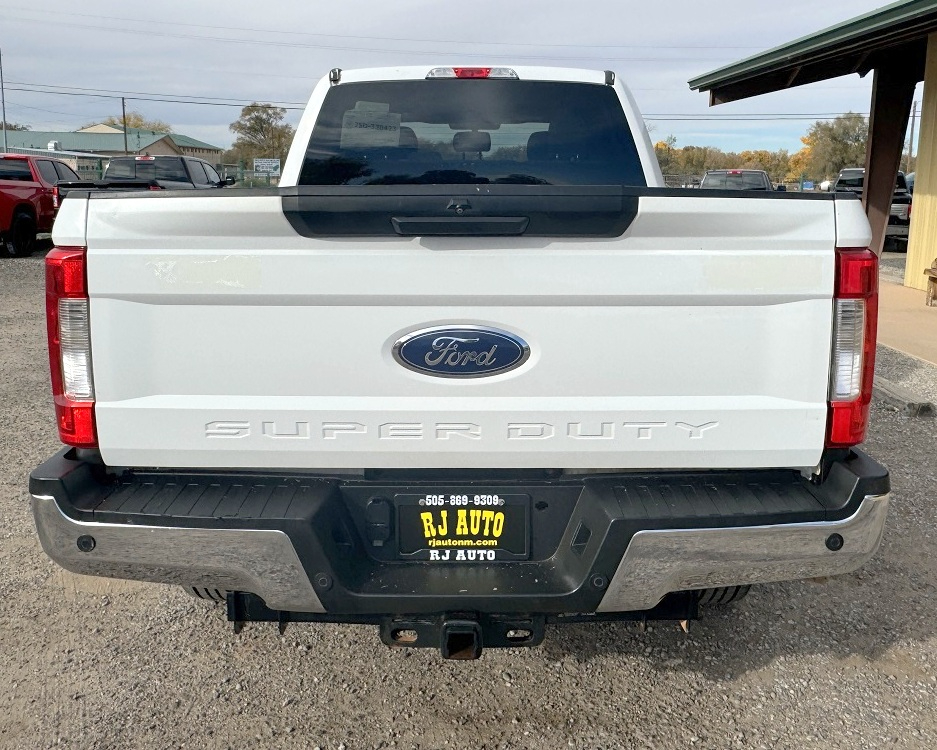 Ford Super Duty F-250 4WD Crew Cab 156" XLT 2019