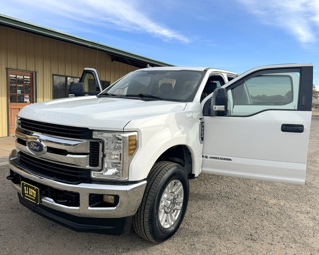 Ford Super Duty F-250 4WD Crew Cab 156" XLT 2019
