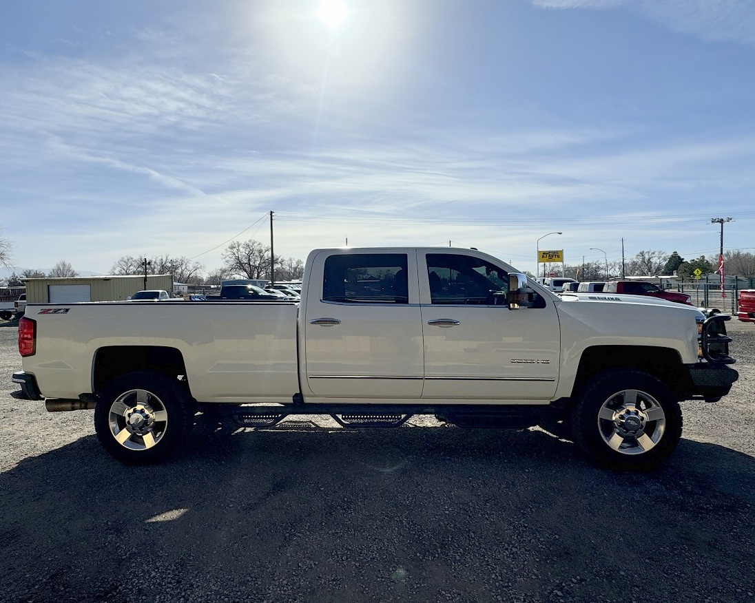 Chevrolet Silverado 2500HD LTZ Crew Cab Long Box 4WD 2019