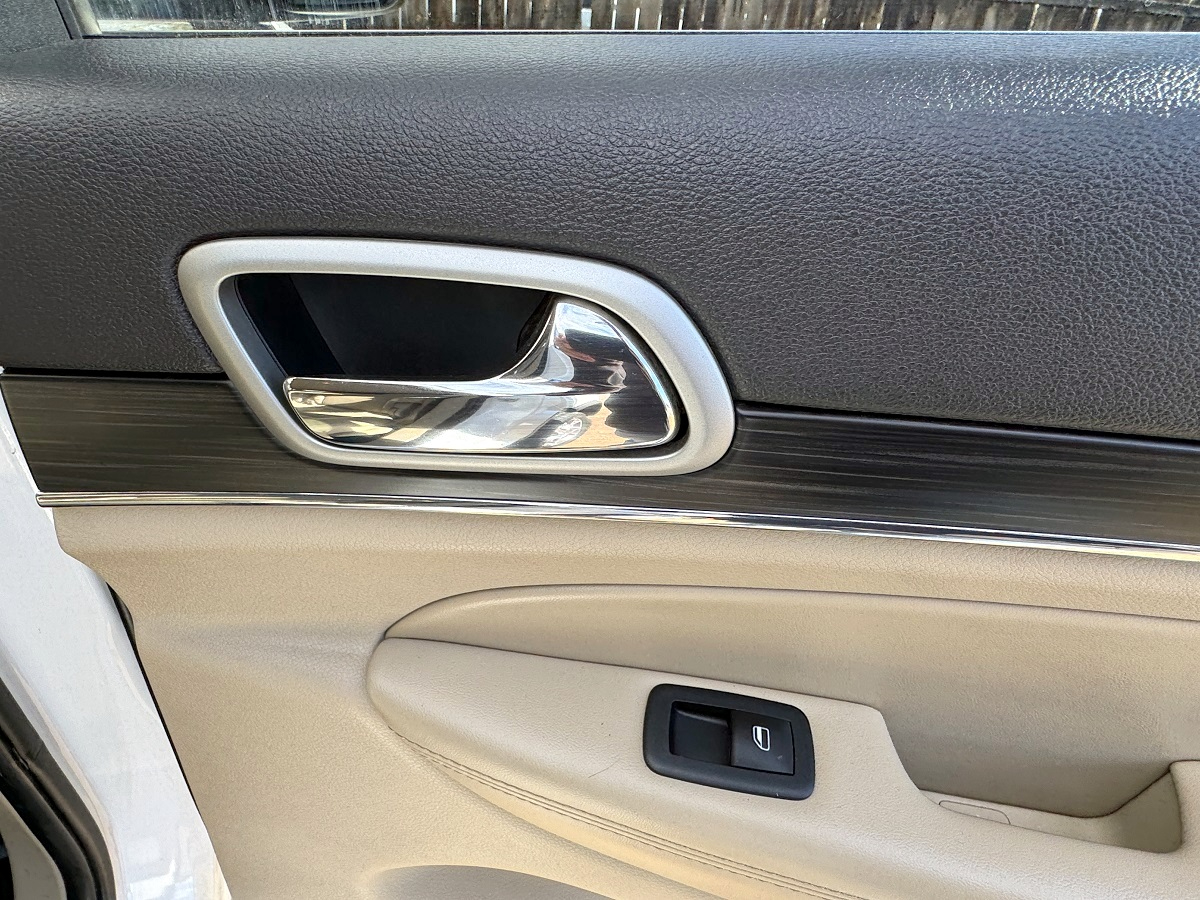 Jeep Grand Cherokee Limited 2WD 2020