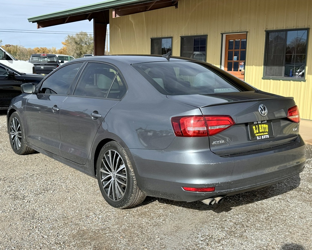 Volkswagen Jetta Sedan  2015