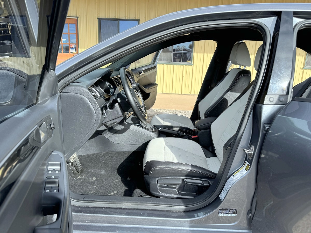 Volkswagen Jetta Sedan  2015