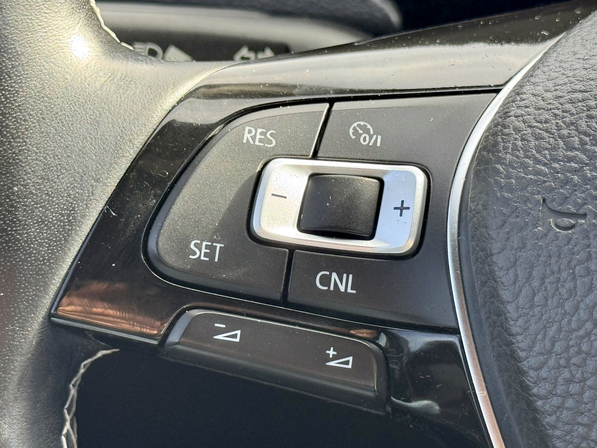 Volkswagen Jetta Sedan  2015