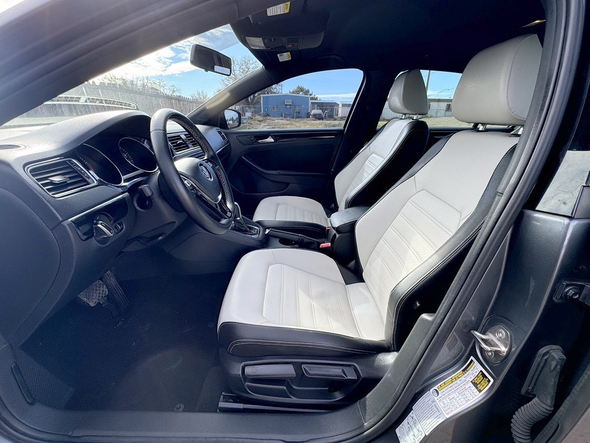 Volkswagen Jetta Sedan  2015