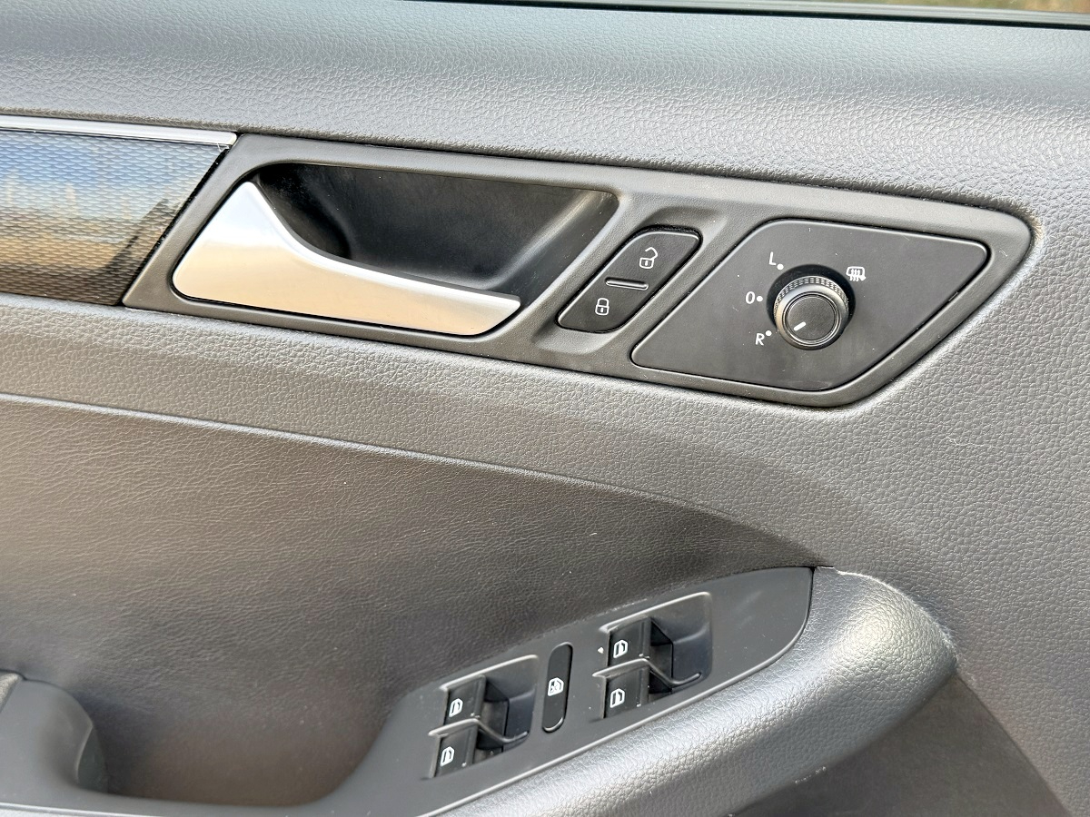 Volkswagen Jetta Sedan  2015