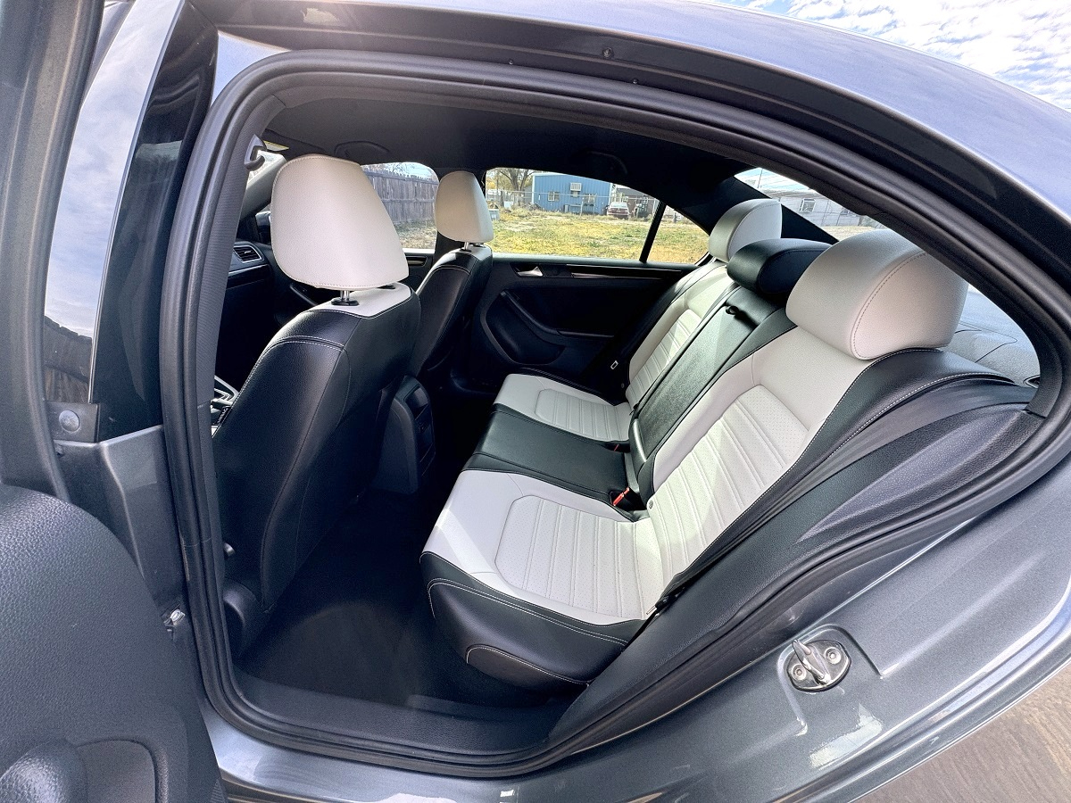 Volkswagen Jetta Sedan  2015