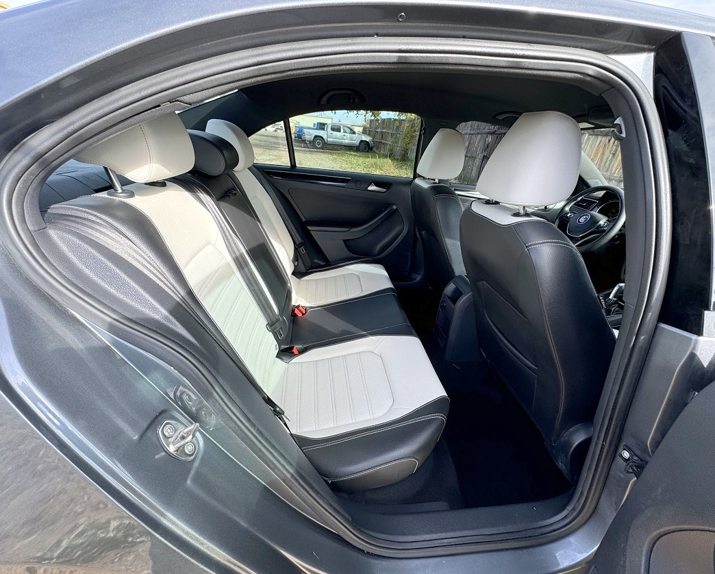 Volkswagen Jetta Sedan  2015