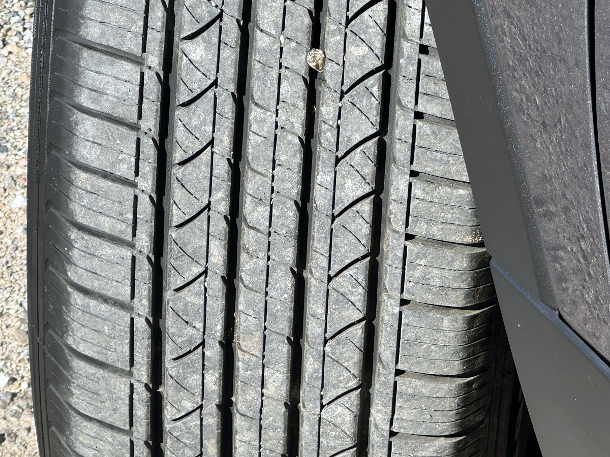 Ford Explorer XLT 4D SUV FWD 2014