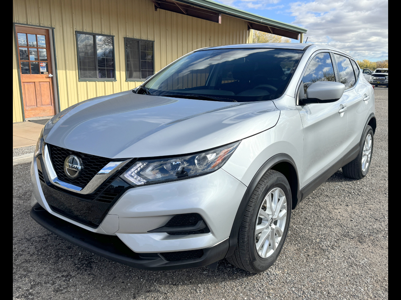 Nissan Rogue Sport  2021