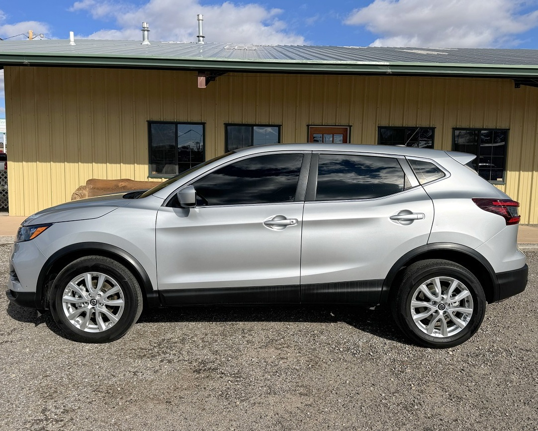 Nissan Rogue Sport  2021