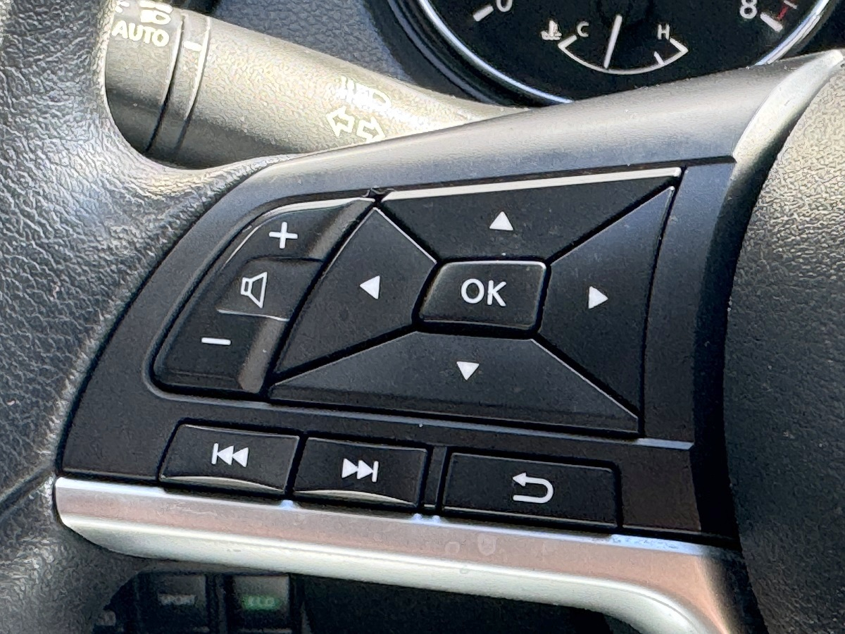 Nissan Rogue Sport  2021