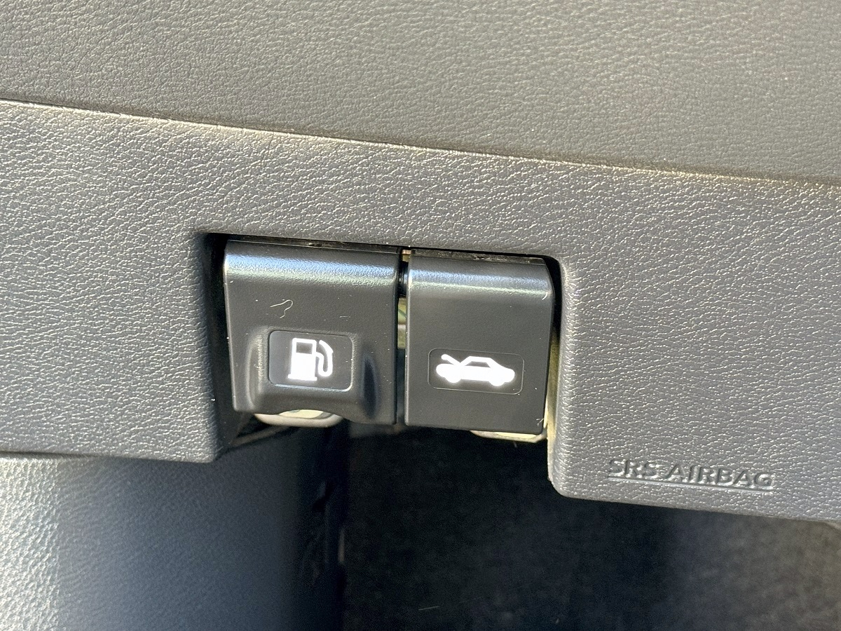 Nissan Kicks SV FWD 2021