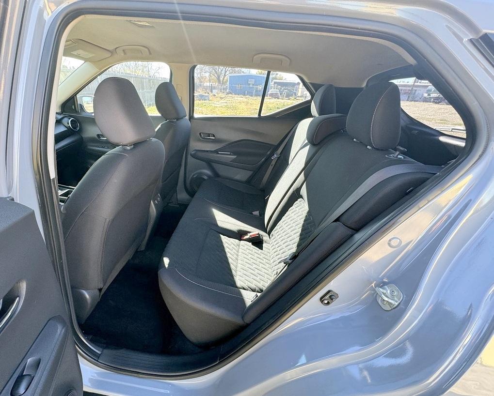 Nissan Kicks SV FWD 2021