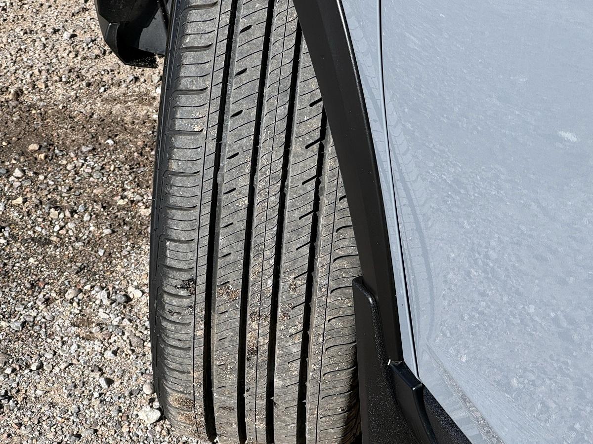 Nissan Kicks SV FWD 2021