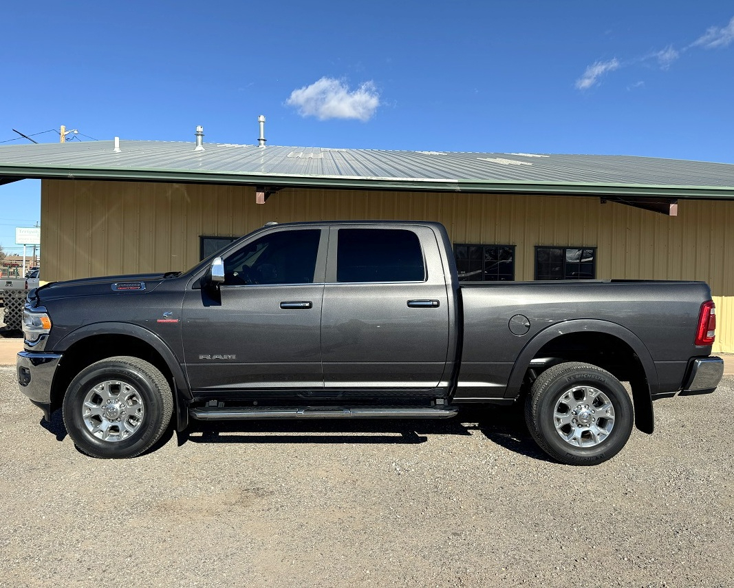 RAM 2500 Laramie Crew Cab 4WD 2022