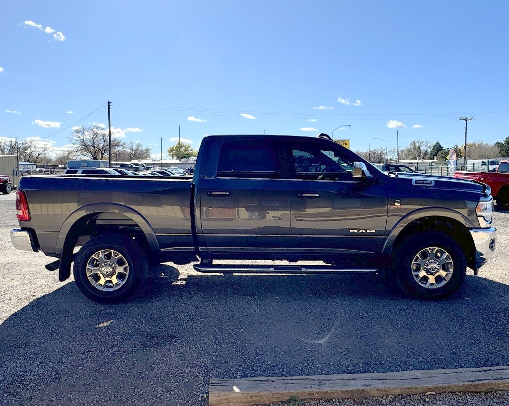 RAM 2500 Laramie Crew Cab 4WD 2022