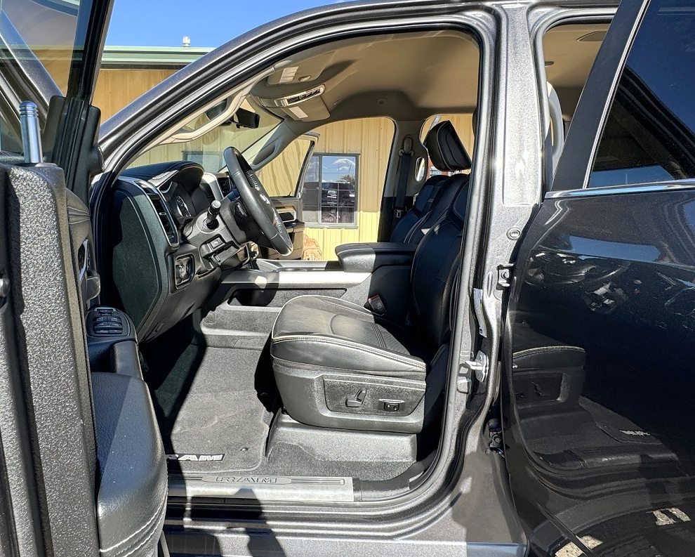 RAM 2500 Laramie Crew Cab 4WD 2022