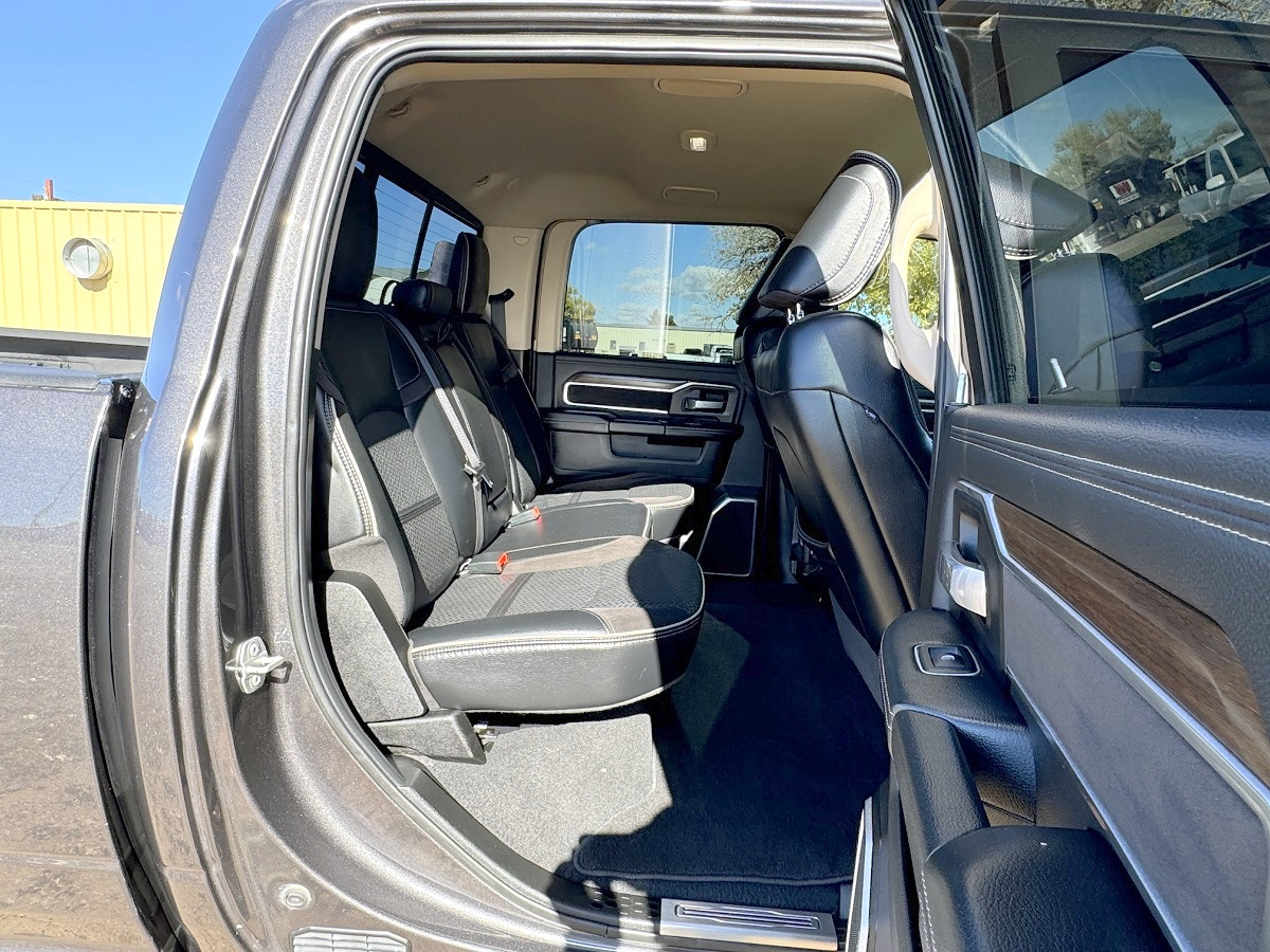 RAM 2500 Laramie Crew Cab 4WD 2022