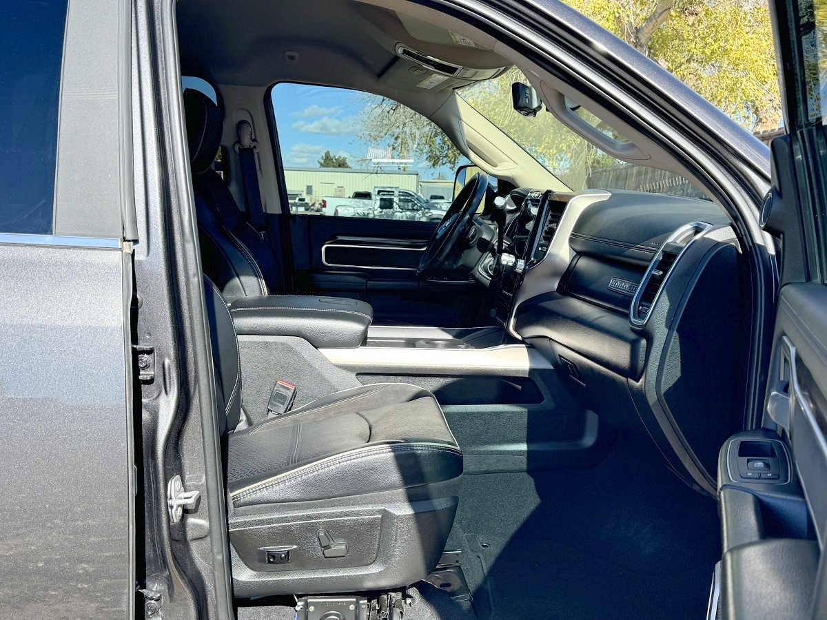 RAM 2500 Laramie Crew Cab 4WD 2022