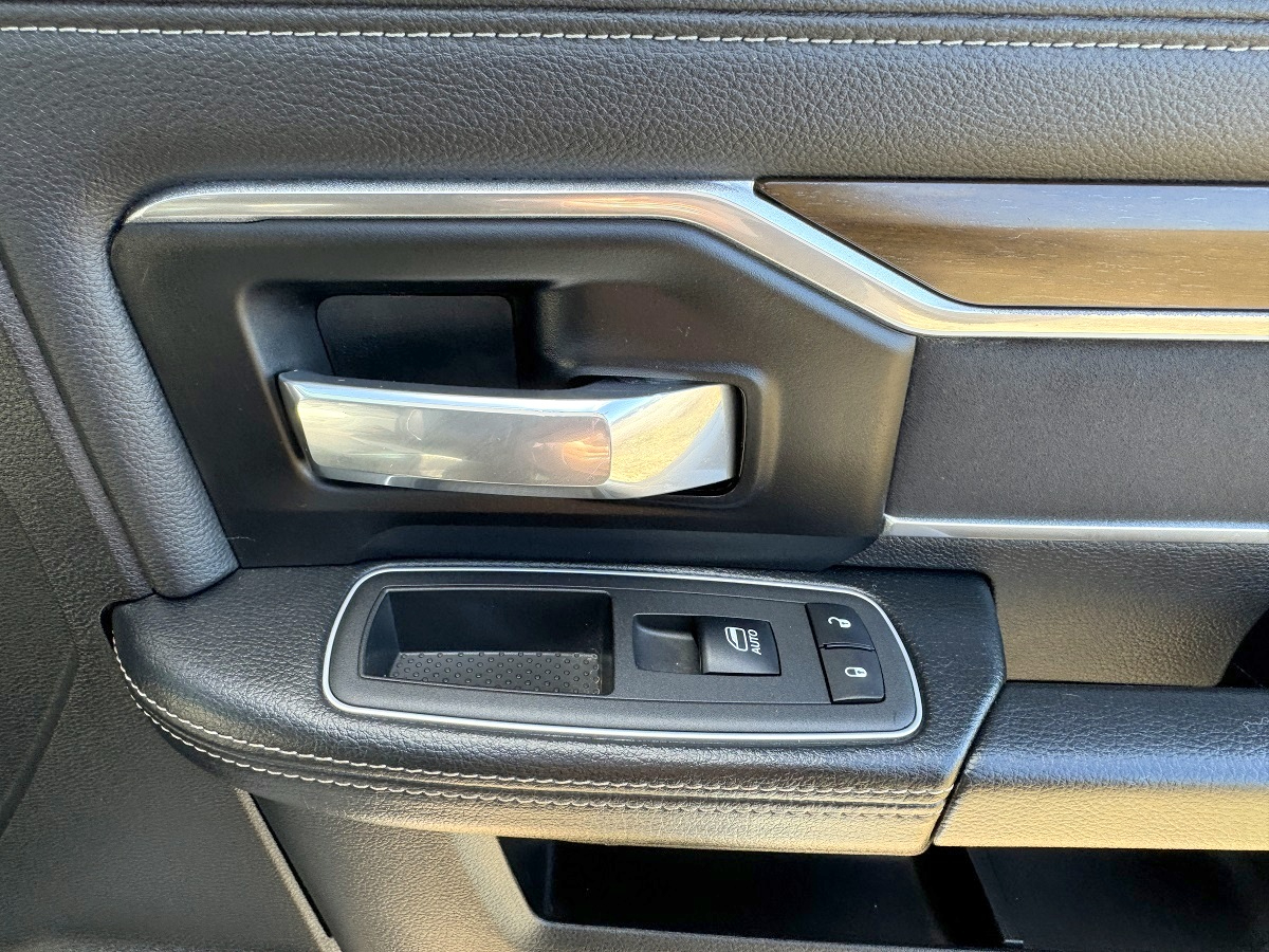 RAM 2500 Laramie Crew Cab 4WD 2022