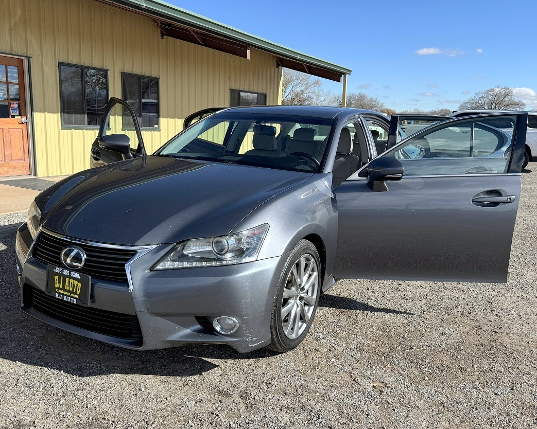 Lexus GS 350 4dr Sdn RWD 2015