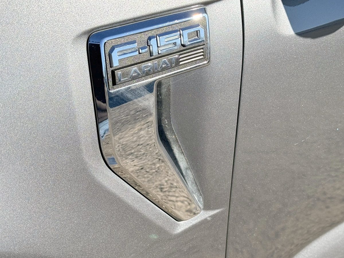 Ford F-150 Lariat SuperCab 4WD 2023