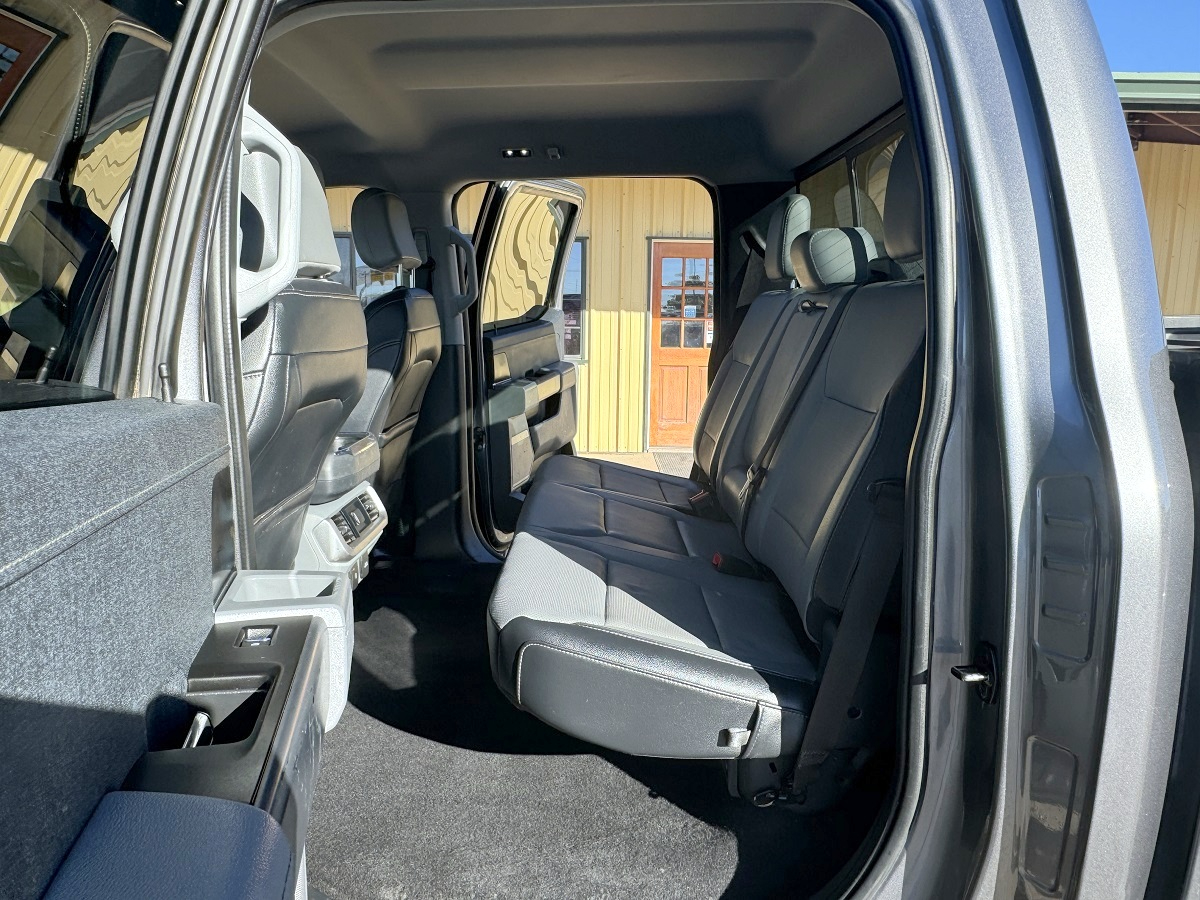 Ford F-150 Lariat SuperCab 4WD 2023