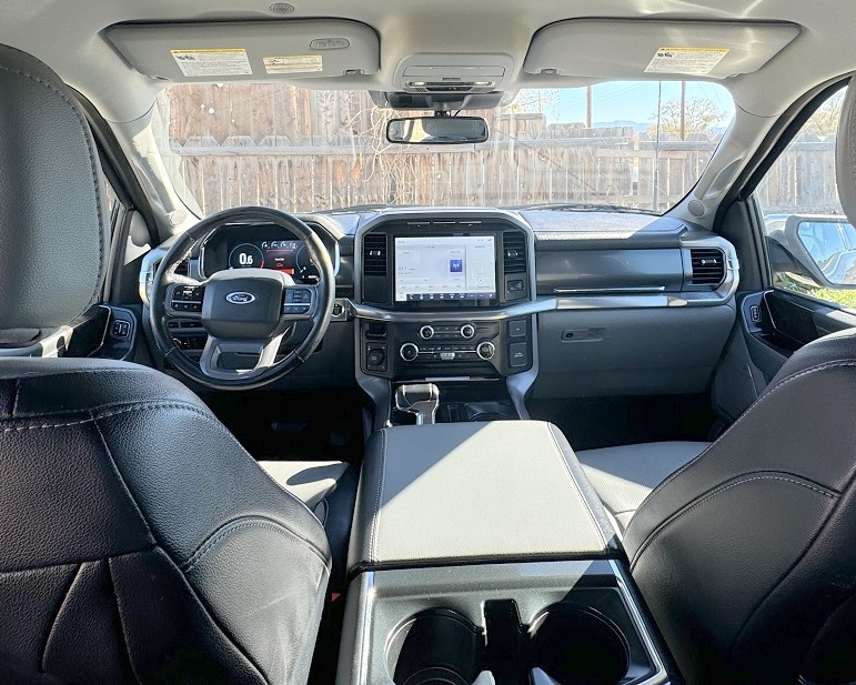 Ford F-150 Lariat SuperCab 4WD 2023