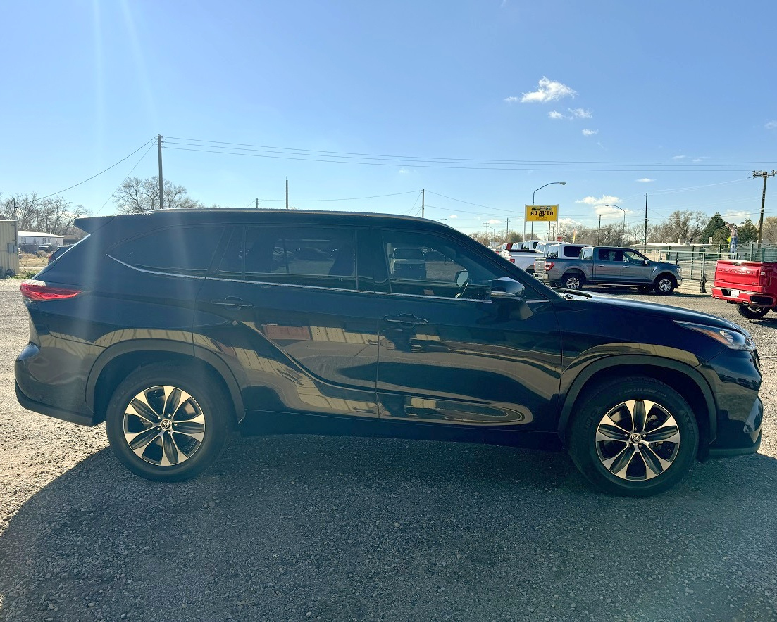 Toyota Highlander XLE FWD (Natl) 2020