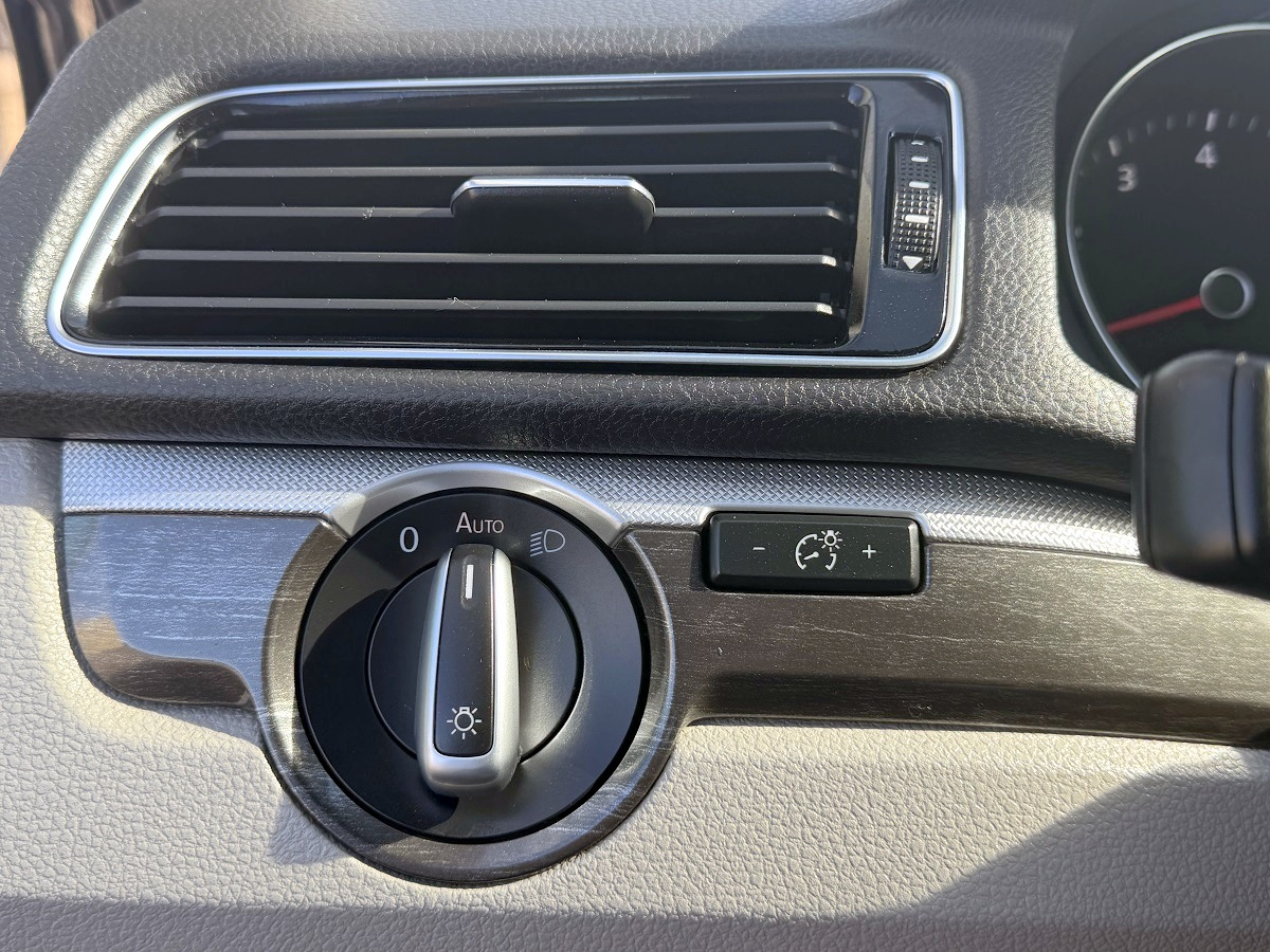 Volkswagen Passat SE 4D Sedan 2018