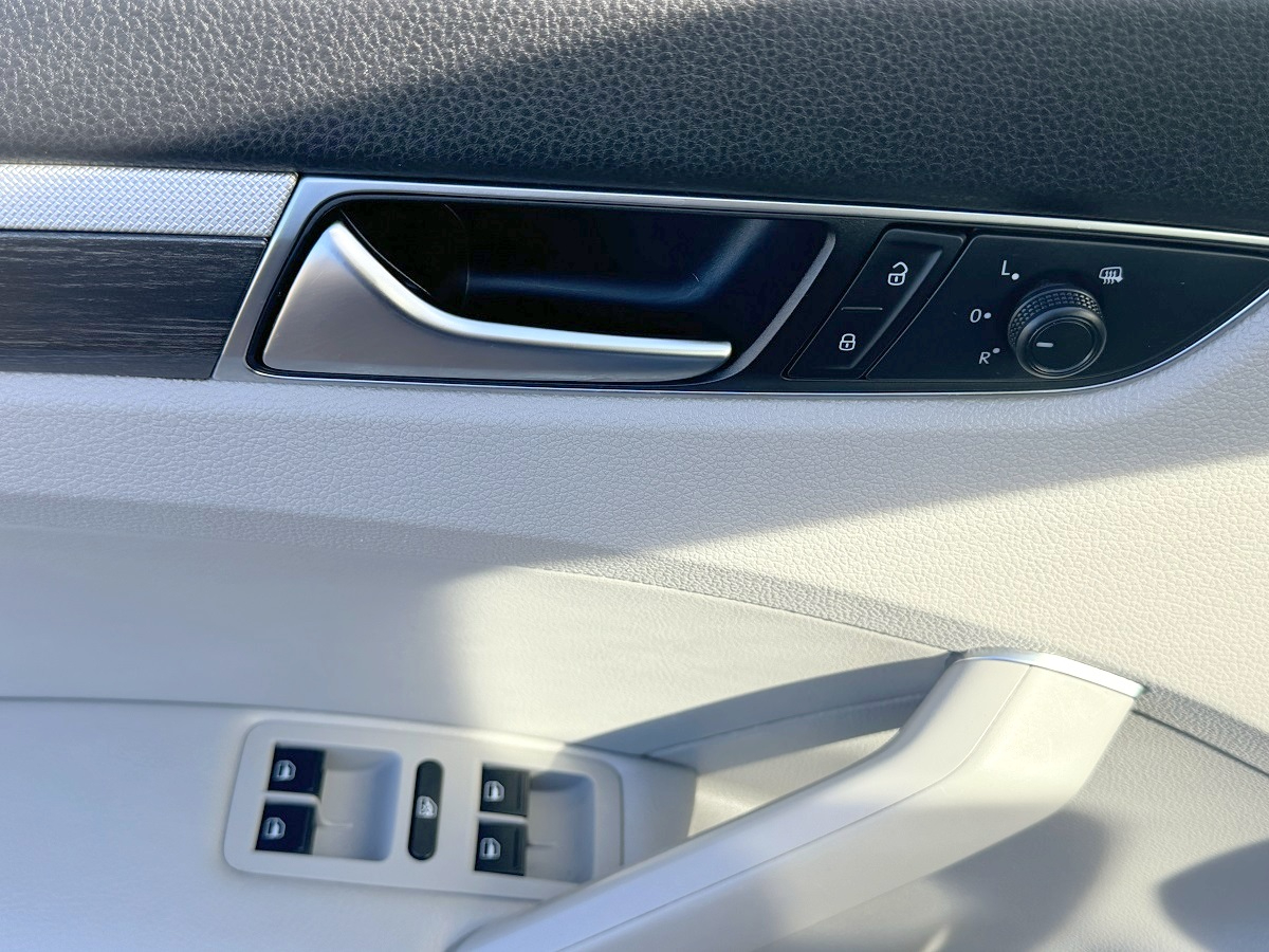 Volkswagen Passat SE 4D Sedan 2018