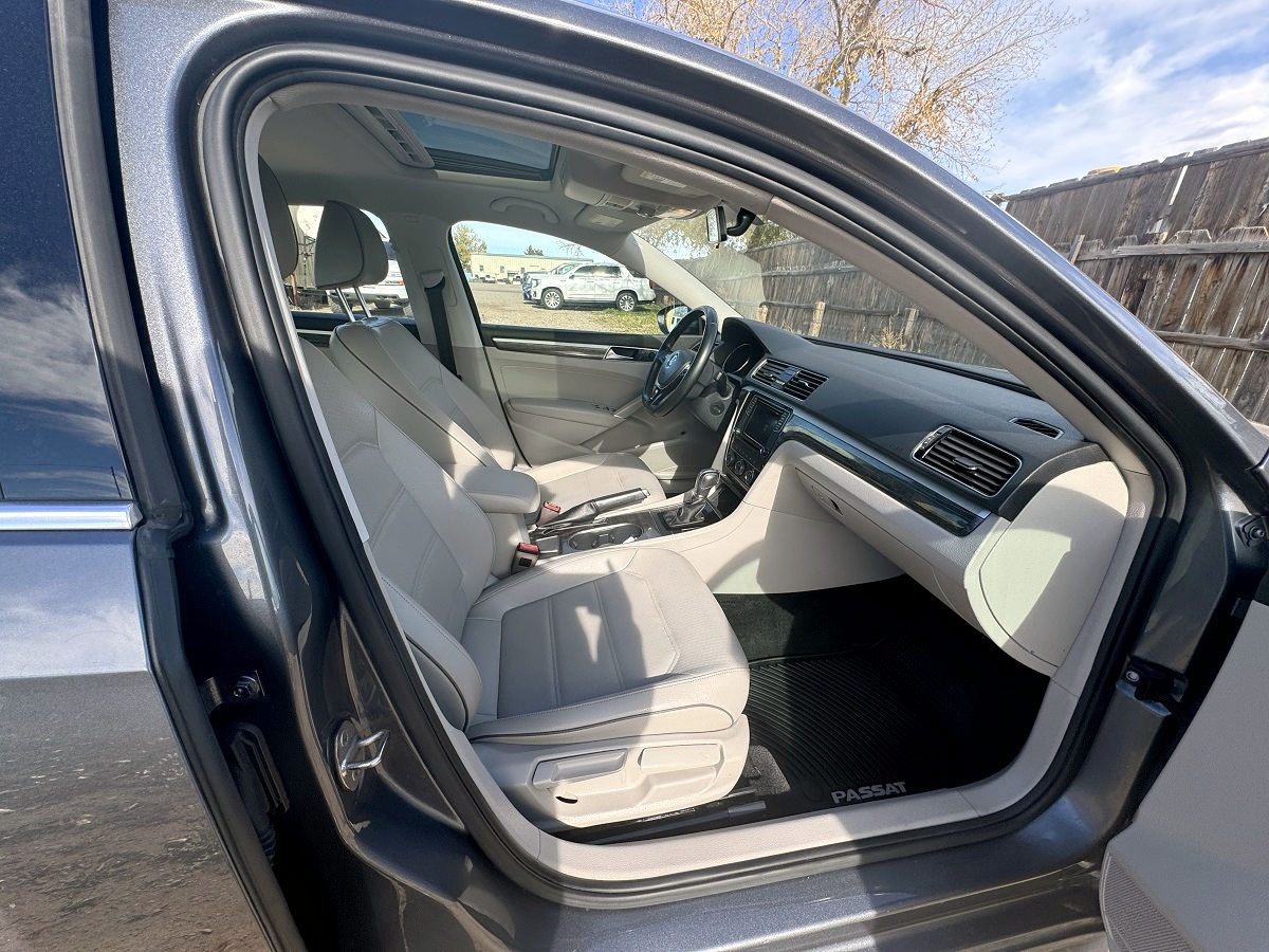 Volkswagen Passat SE 4D Sedan 2018