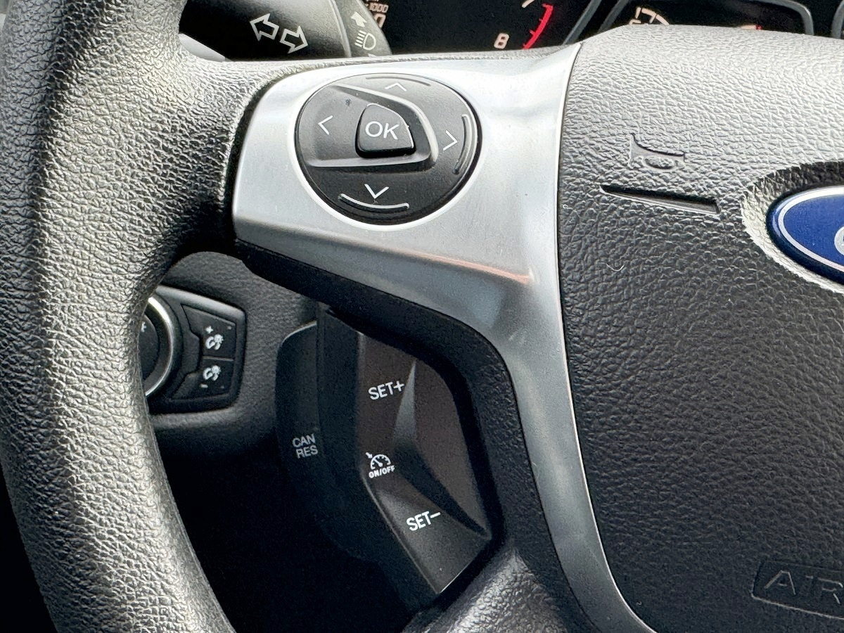 Ford Escape SE 4D SUV FWD 2014