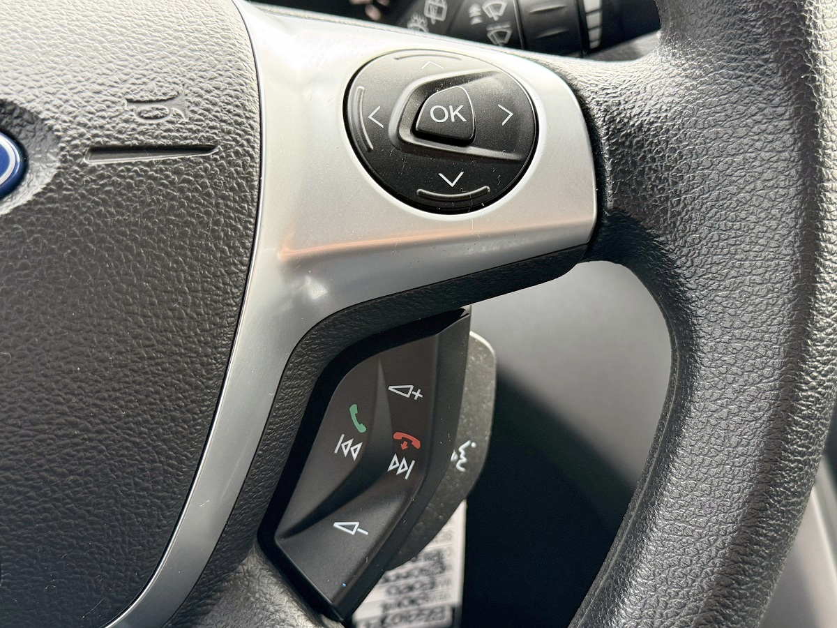 Ford Escape SE 4D SUV FWD 2014