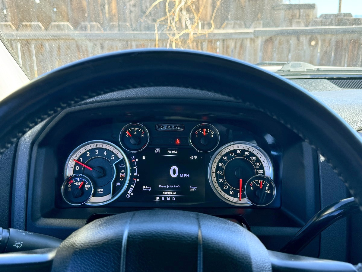 RAM 2500 Big Horn Crew Cab 4WD SWB 2016