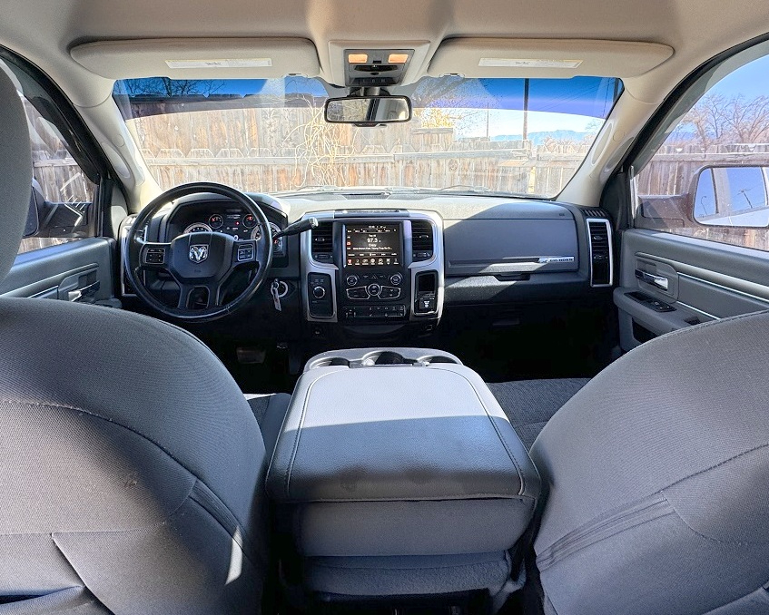 RAM 2500 Big Horn Crew Cab 4WD SWB 2016