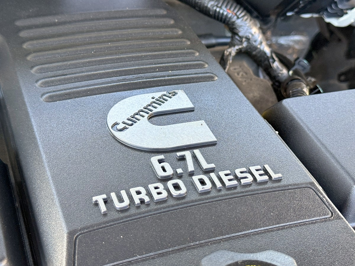 RAM 2500 Big Horn Crew Cab 4WD SWB 2016